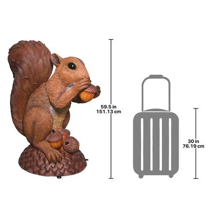 Design Toscano Wirral the Enormous Squirrel Statue NE150347